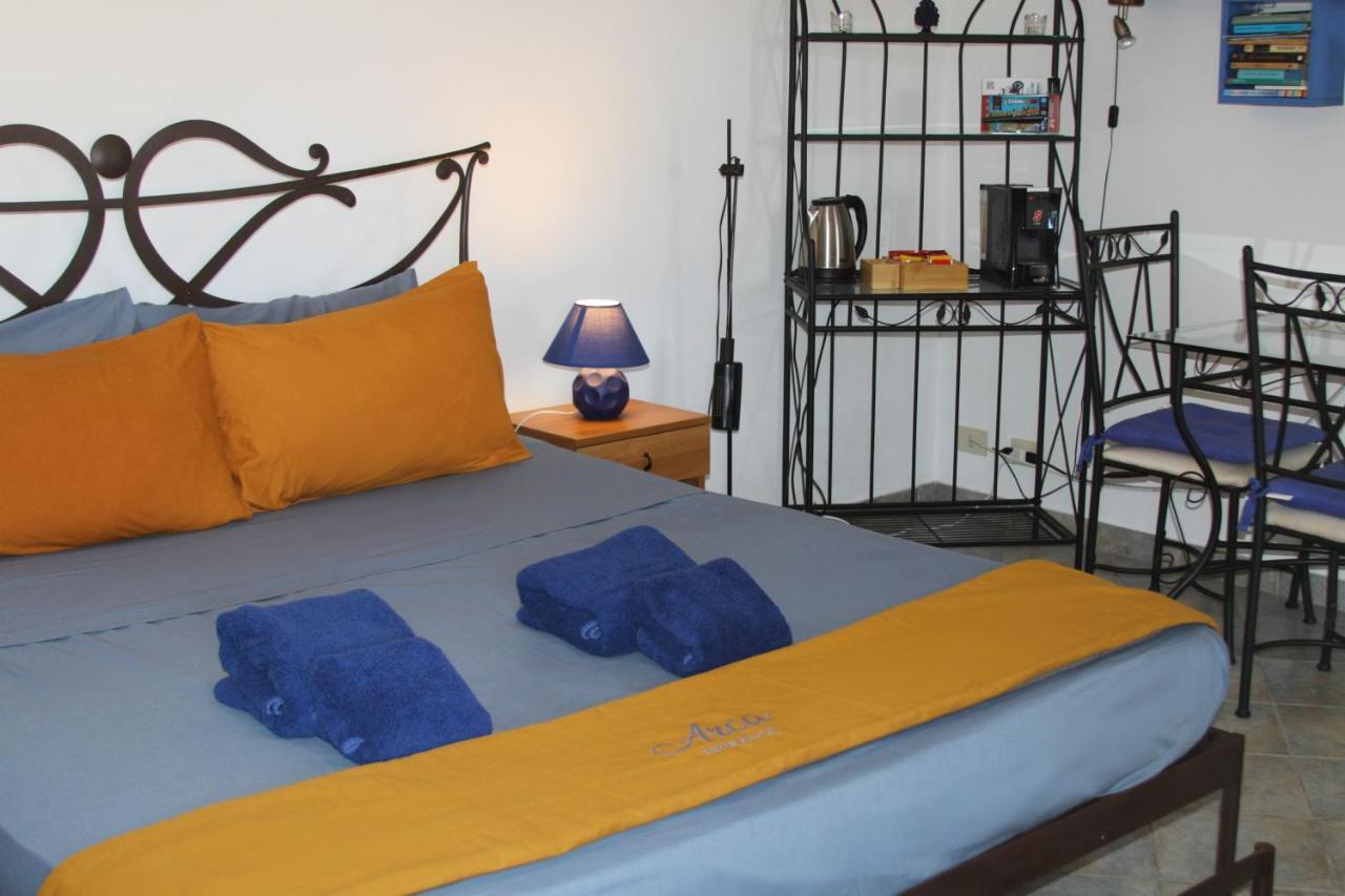 L' Arca Residence เชฟาลู ภายนอก รูปภาพ